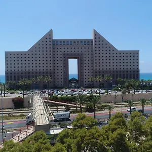 https://sea-tower-haifa-almog-building.gethaifahotels.com